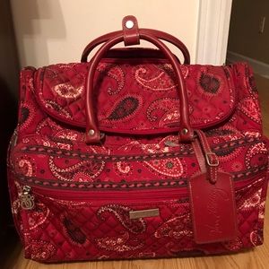 Vera Bradley Mesa Red rolling overnight.